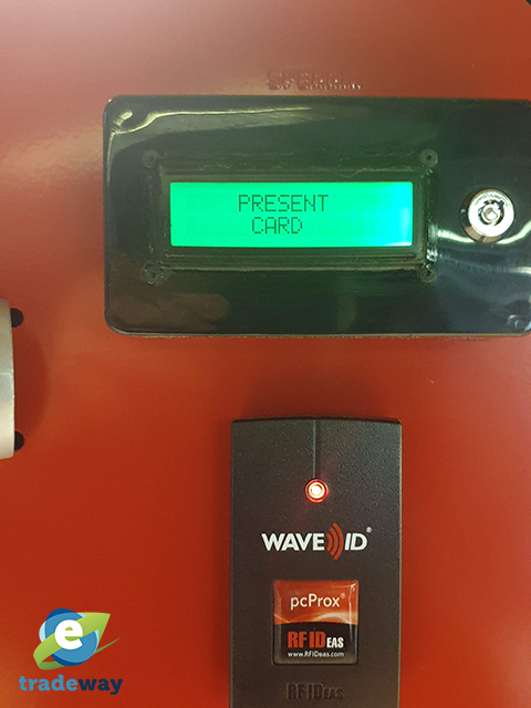 E-Tradeway Vending Locker RFID Display